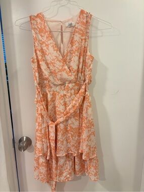 Japna Peach and White Floral Wrap Dress Size Small Tiered Ruffle Summer Wedding